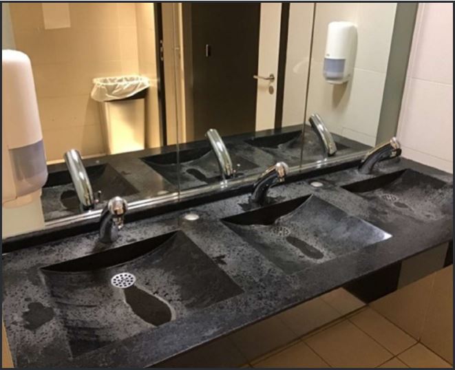 Vasque triple en granit